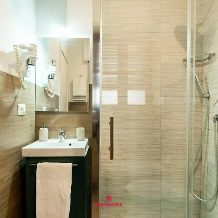 Casa de hóspedes Barirooms - Melo 3*