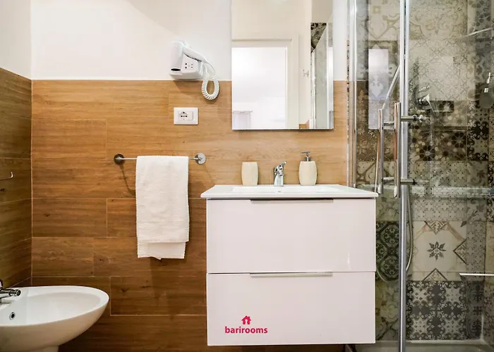 Barirooms - Melo 3* Bari